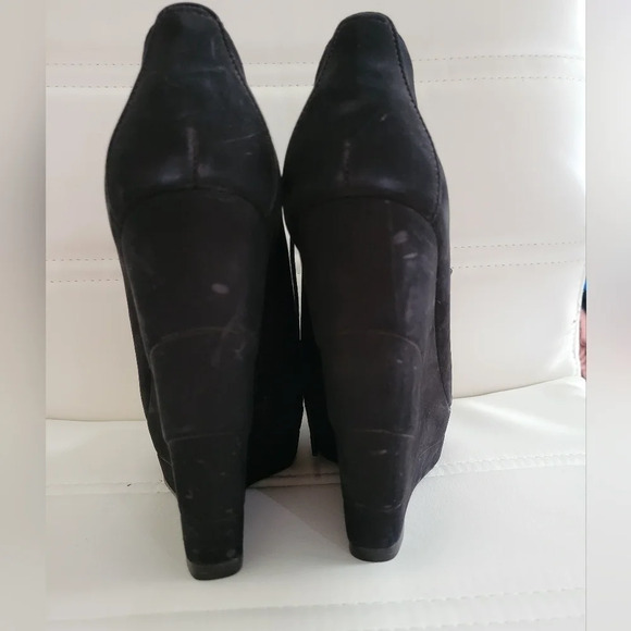 Diane von Furstenberg Black Suede Lace Up Peep Toe Platform Bootie Wedges, Sz 7. - Picture 5 of 5